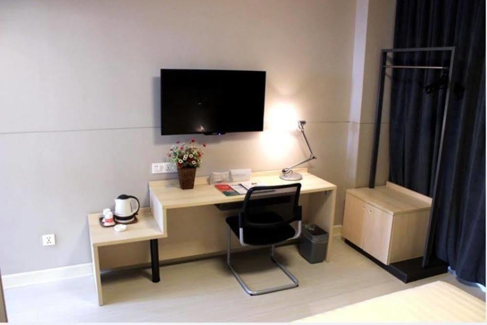 Jinjiang Inn Liuzhou Bubugao Square North Station Extérieur photo